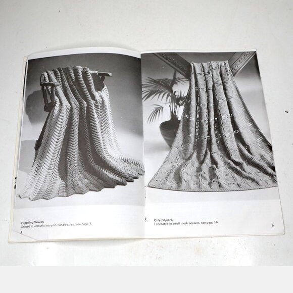 Vintage Patons Beehive Afghan Knit & Crochet Booklet Retro Blanket Knitting - Picture 2 of 7